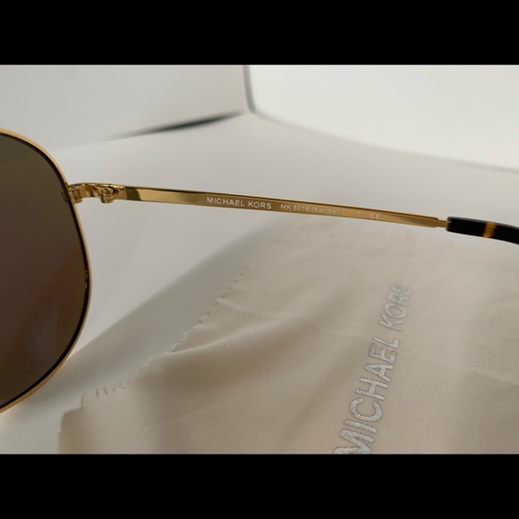 Aviator Micheal Kor’s Sunglasses - Picture 5 of 11